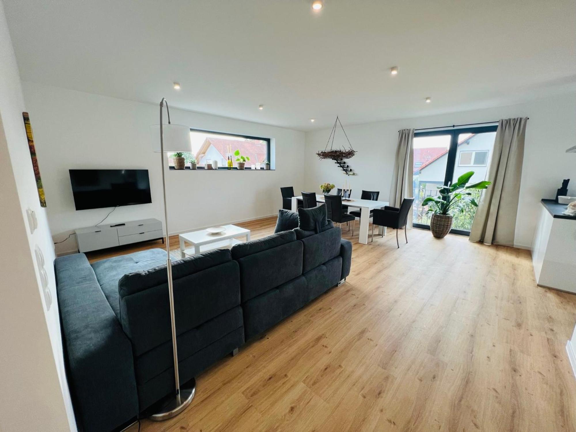 Moderne Ferienwohnung Mit Terrasse, Grill & Privatparkplatz Venningen Extérieur photo